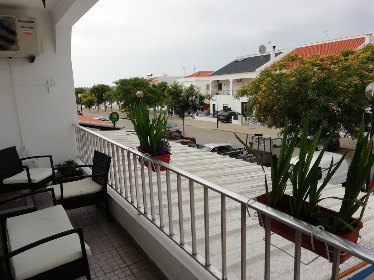 A Toca Do Grilo Hotel Carvalhal  Luaran gambar